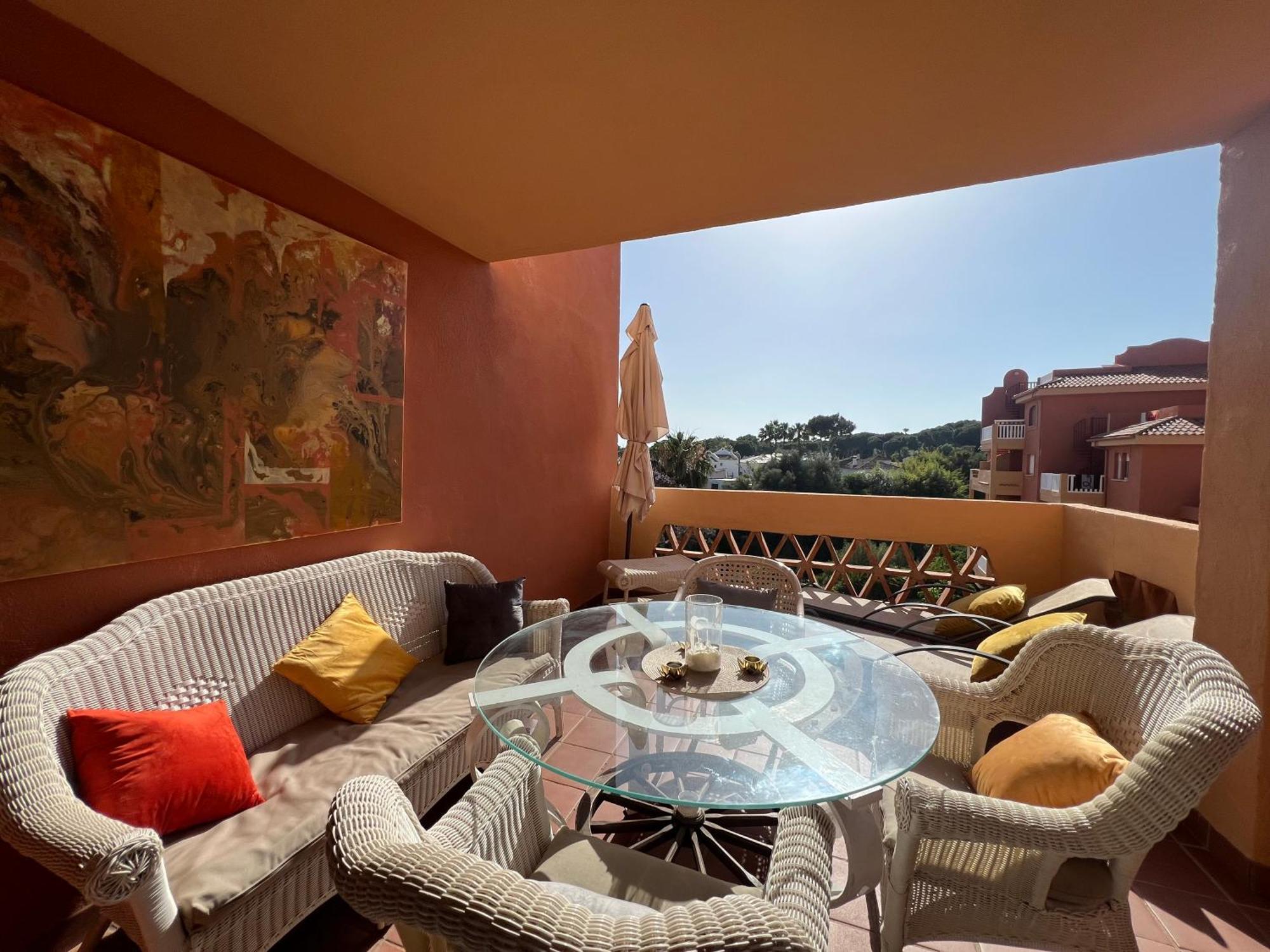 2 Bedroom Apartment Marbella East - La Reserva De Marbella Exteriör bild